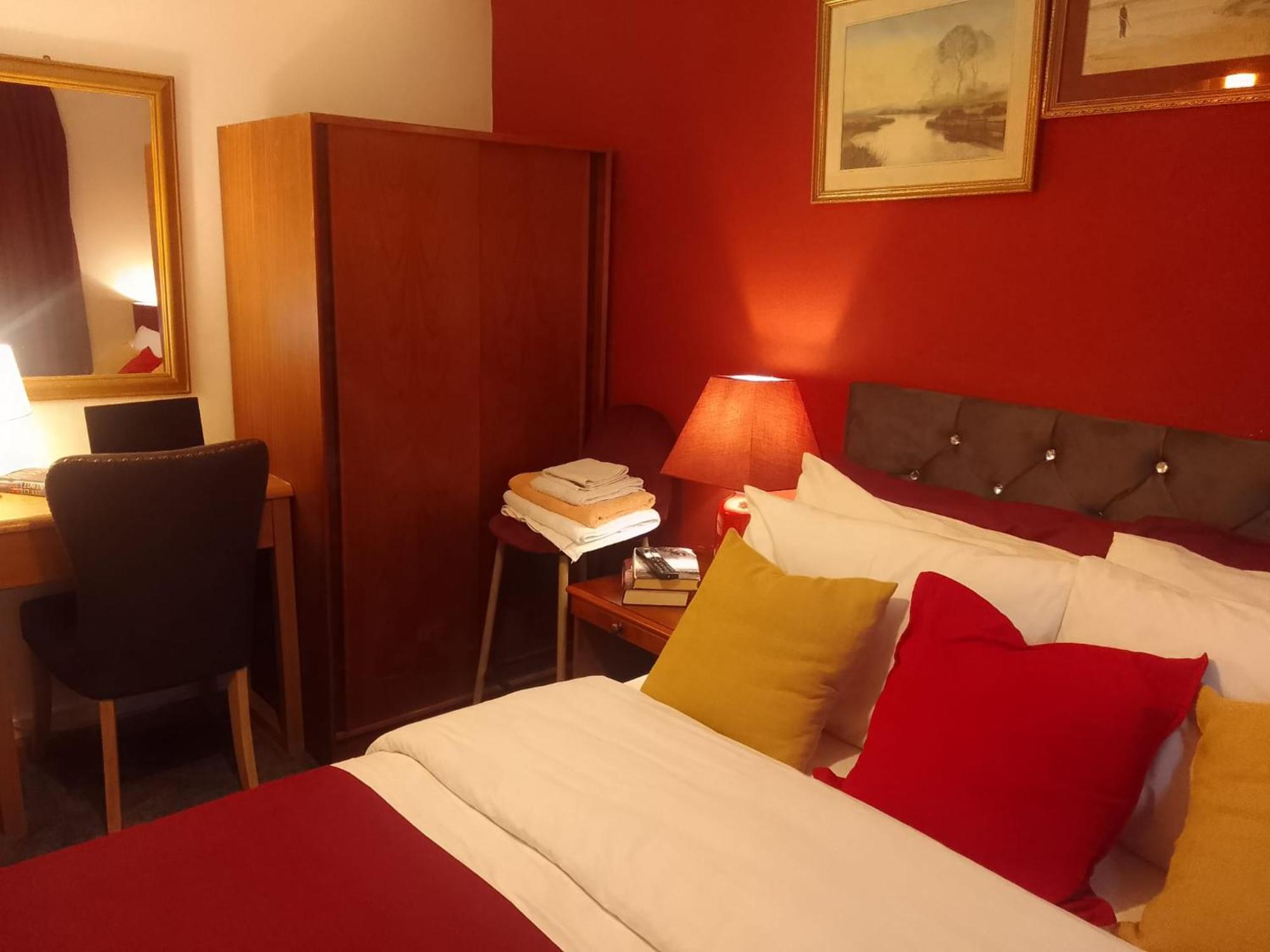 Cosy Stay In Walsall By Ideal Home Bloxwich Eksteriør bilde
