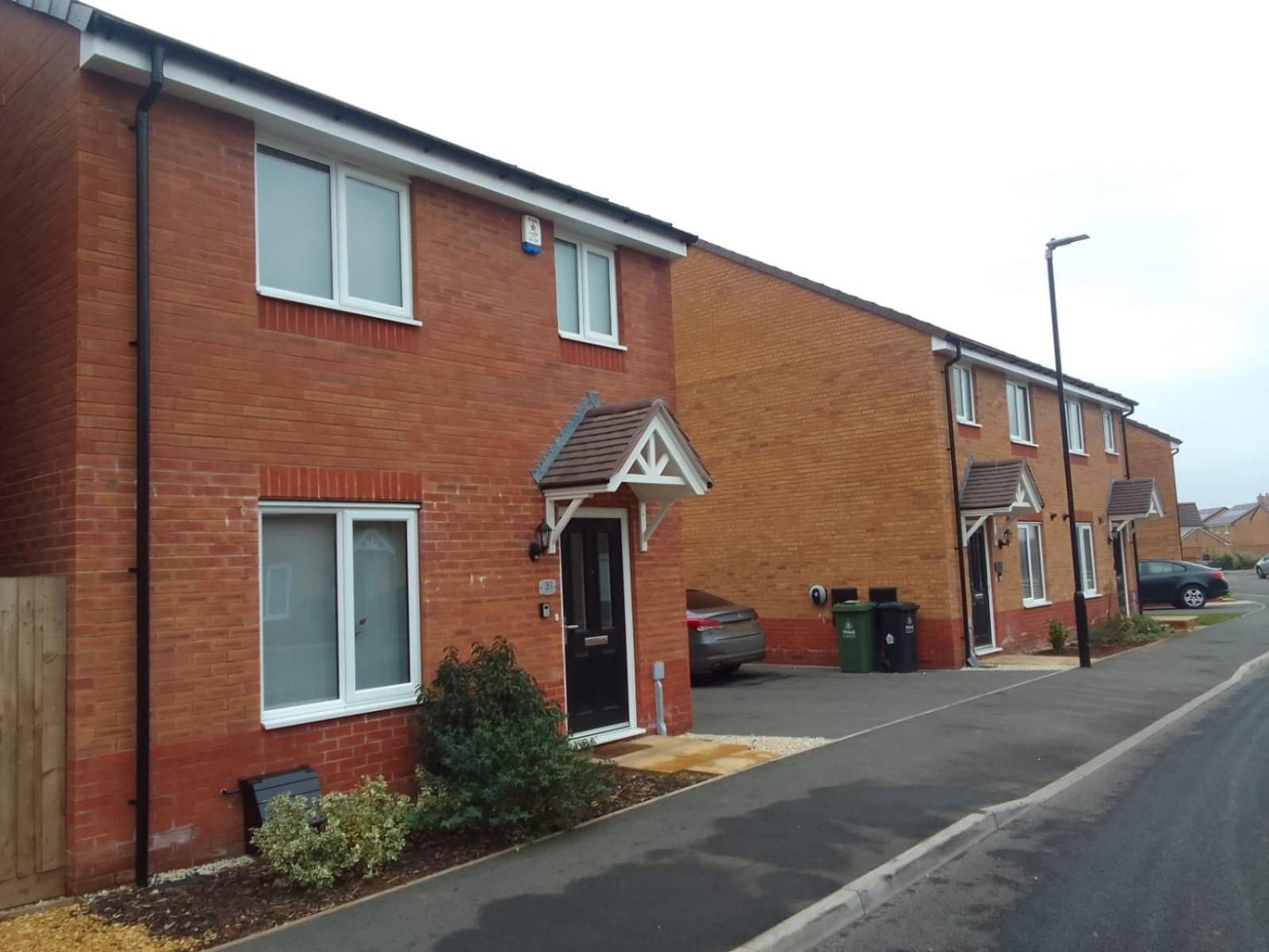 Cosy Stay In Walsall By Ideal Home Bloxwich Eksteriør bilde