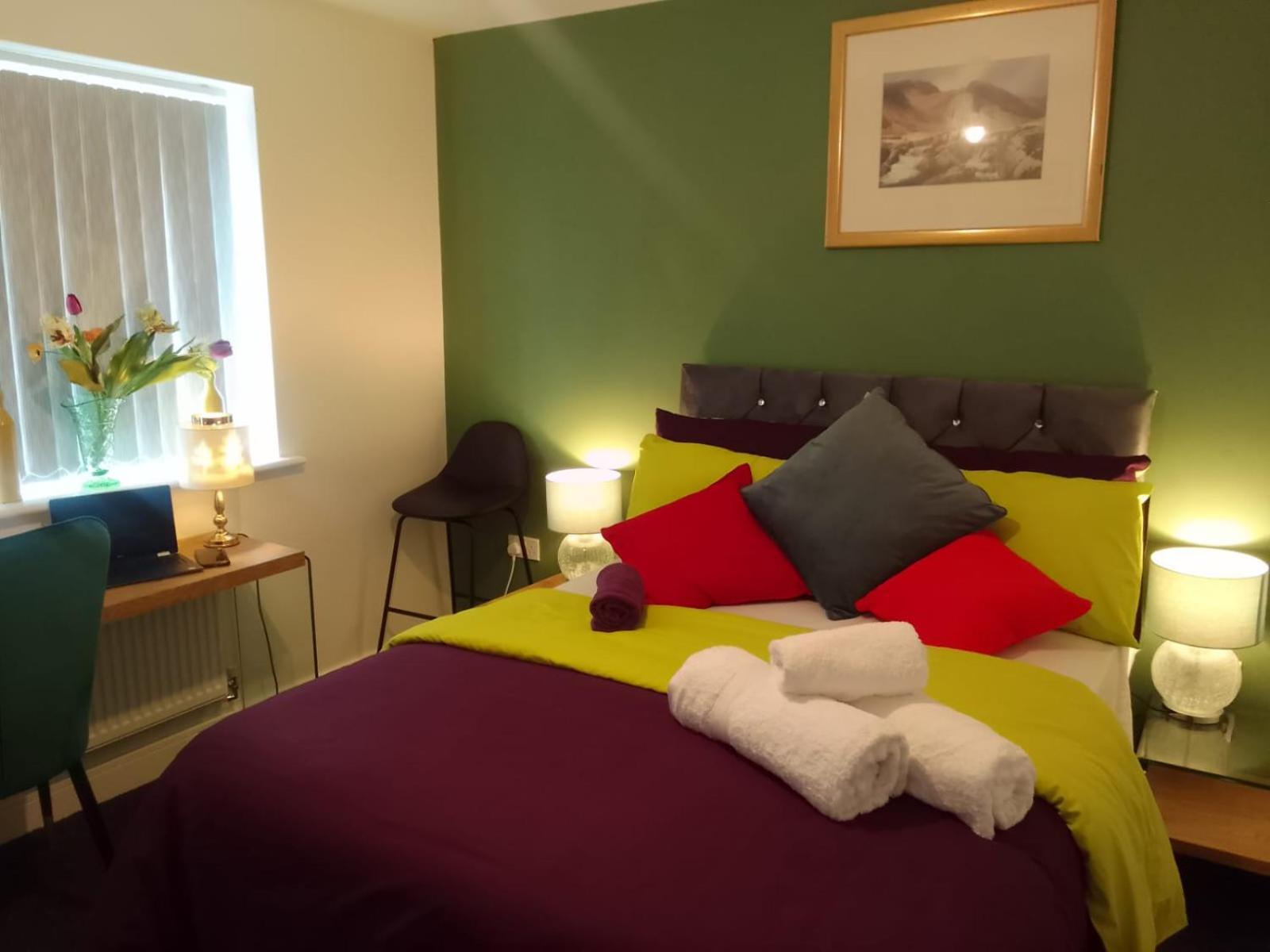 Cosy Stay In Walsall By Ideal Home Bloxwich Eksteriør bilde